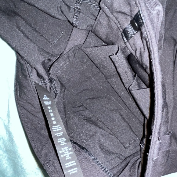 Lululemon athletica Slim fit  Dress Pants Obsidian - Picture 9 of 9